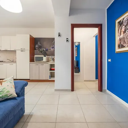 L Oasi Della Gatta Panciona *